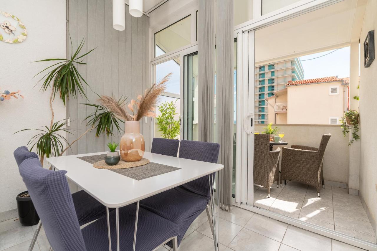 Luxury Apartments Nadalina Sea View Makarska Exterior photo